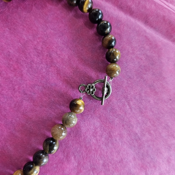 Handmade Tortoise Shell Beaded Necklace - Picture 3 of 4